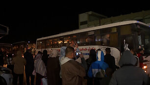 4557667_gaza war released prisoners buses arrive_1_1080i60essence.00_00_00_21.Still001