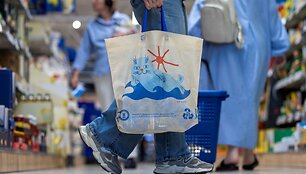 Prisidėti prie ruonių i&scaron;saugojimo ir toliau galės kiekvienas: už nupirktą mai&scaron;elį &ndash; &bdquo;Lidl Lietuva&ldquo; parama Baltijos jūros ruoniams
