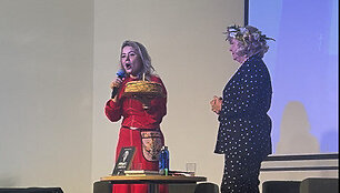 Edita Mildažytė, Beata Nicholson