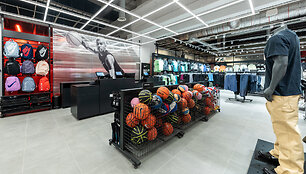 &bdquo;Outlet Park&ldquo; kabinasi dar vieną medalį: atidarė didžiausią &bdquo;Nike Outlet&ldquo; Baltijos regione 