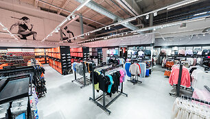 &bdquo;Outlet Park&ldquo; kabinasi dar vieną medalį: atidarė didžiausią &bdquo;Nike Outlet&ldquo; Baltijos regione 