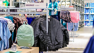 Pozityvūs rezultatai, augantys klientų srautai ir naujienos lentynose: &bdquo;Outlet Park&ldquo; įsikūrusios &bdquo;Adidas Outlet&ldquo; ruduo &ndash; produktyvus 