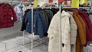 Su &bdquo;Vilnius Outlet&ldquo; įsikūrusia &bdquo;Membershop&ldquo; renkamės striukę &scaron;altajam sezonui: pūkinė, sintetinė ar membraninė? 