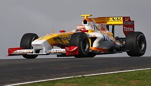 &bdquo;Renault&ldquo; formulę vairuoja Nelsonas Piquetas