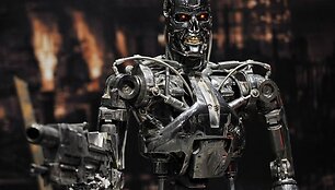 Robotas &bdquo;T-800&ldquo; i&scaron; filmo &bdquo;Terminatorius 2&ldquo;