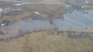 Ekologinės nelaimės vieta  i&scaron; vir&scaron;aus.