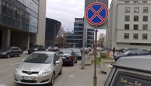 Andrius užfiksuotas pažeidimas.