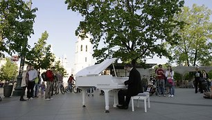 Pianistas  Petras Geniušas