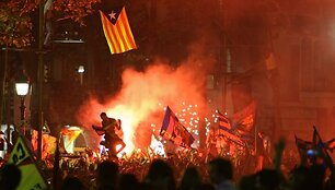 &bdquo;Barcelona&ldquo; komandos sirgaliai &scaron;venčia pergalę. 