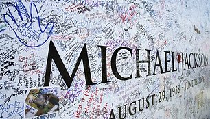 Aprašynėtas Michaelo Jacksono plakatas