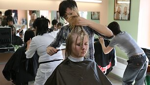 Kirpėjai, nei&scaron;laikę egzamino ir neturintys jų kvalifikaciją liudijančio pažymėjimo, negalės dirbti savo darbo.