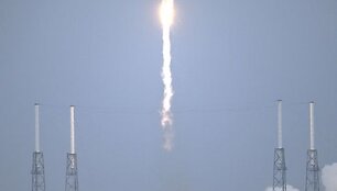 Atlas V raketa pakilo į Mėnulį