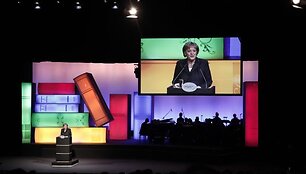 A.Merkel atidaro Frankfurto knygų mugę
