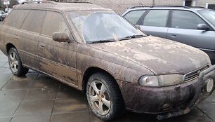 Neįtikėtinai murzinas SUBARU