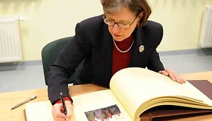 JAV Ambasadorė Anne Derse