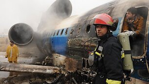 Užsidegęs lėktuvas Tu-154