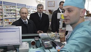 Vladimiras Putinas vaistinėje