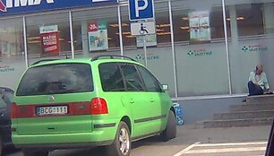 Fotopolicija, mįslingas &bdquo;VW Sharan&ldquo;