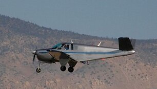 Lėktuvas BEECHCRAFT BONANZA