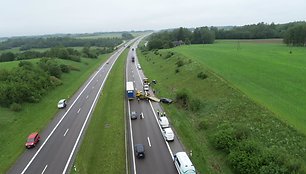 Dviejų BMW avarija netoli Kryžkalnio