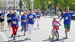 Pernai akcija sulaukė daugiau nei pustrečio tūkstančio bėgikų.