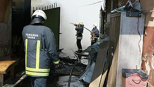 Gaisras Dubysos gatvėje.