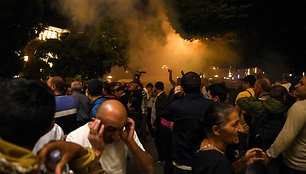 Policijos ir protestuotojų susirėmimas Jerevane
