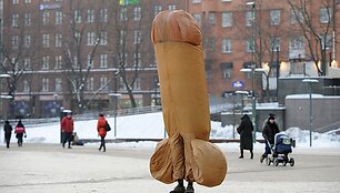 Penis Helsinkio gatvėse