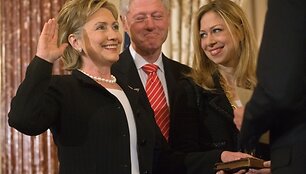 Chelsea Clinton su tėvais
