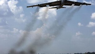 Tolimojo nuotolio bombone&scaron;is B52