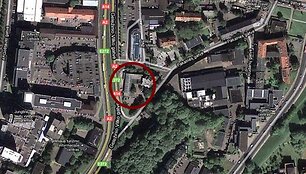 Gaisras įsiliepsnojo Pakalnės gatvės 13-ajame name.