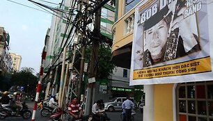 Plakatas, kviečiantis į Bobo Dylano koncertą, Ho &Scaron;i Mino gatvėje