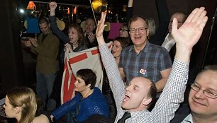 Kompensacijų prie&scaron;ininkai &scaron;venčia pergalę referendume.