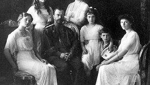 Nikolajus II su &scaron;eima