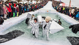 Beprotiškas „Red Bull Jump & Freeze“ renginys Liepkalnyje