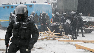 Kijeve policija i&scaron;ardė protestuotojų stovyklą