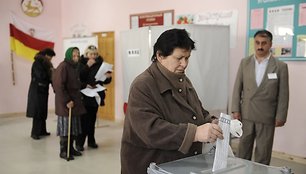 Pietų Osetijoje vyksta rinkimai, kurių nepripažįsta Gruzija ir daugelis pasaulio valstybių.