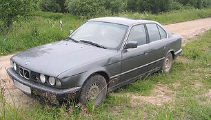 Likimo valiai paliktas automobilis