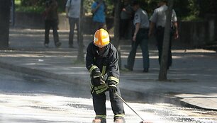 Ugniagesiai likviduoja incidento pasekmes