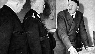 Adolfas Hitleris