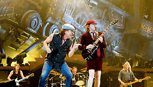 AC/DC scenoje jau beveik 40 metų
