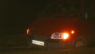 Mikroautobusas ant bėgių