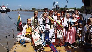 &bdquo;Tūkstantmečio odisėjos&ldquo; buriuotojai lanko Argentinos lietuvių bendruomenes.