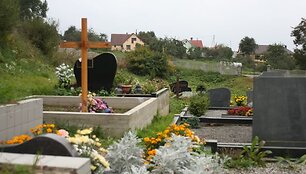 Teismas neleido plėsti Didžiasalio kaimo kapinių. 
