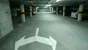 Požeminė automobilių aik&scaron;telė
