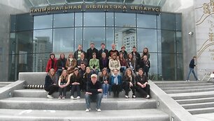 Užsienio lietuvių kilmės studentai ie&scaron;kojo protėvių kelių Baltarusijos teritorijoje.