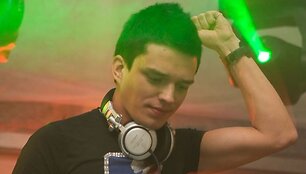 Merginų numylėtinis Jovani &ndash; dažnas &bdquo;Pop Star Bar&ldquo; svečias. 