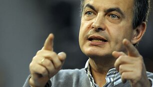 Premjero Jose Luiso Rodriguezo Zapatero socialistai viliasi likti Galisijos valdančiojoje koalicijoje ir pasiekti istorinę pergalę Baskijoje.