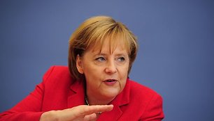 Vokietijos gyventojai nepatenkinti Angelos Merkel (nuotr.) paskelbtu taupymo planu.