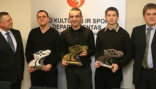 „Lietuvos lenktyninko 2008“ rinkimų laureatai (iš kairės) - N.Naujokaitis (2-oji vieta), V.Švedas (1-oji vieta), J.Gelžinis (3-oji vieta).